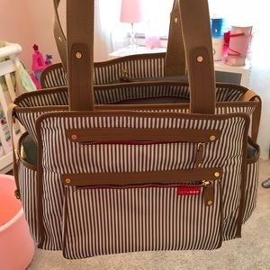Skip hop grand central diaper bag